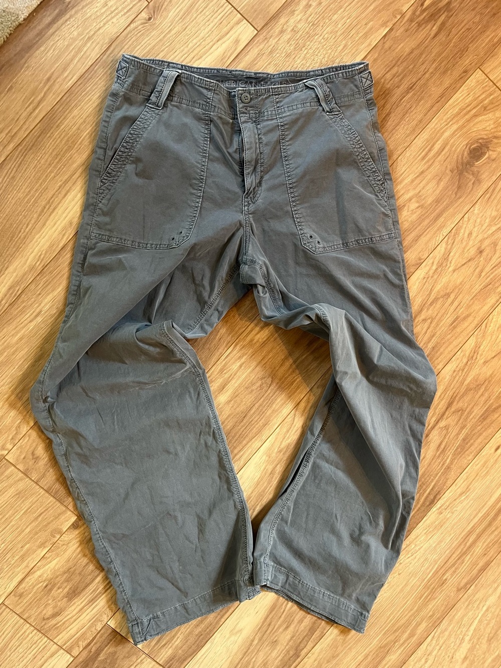 American Eagle cargo pants with adjustable waist